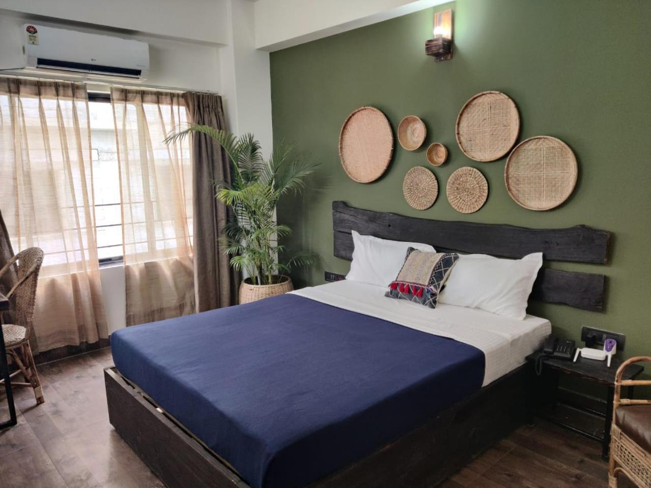 Peepal Tree Inn Guwahati Bagian luar foto